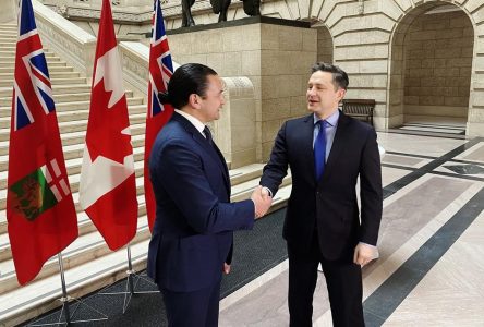 Pierre Poilievre appuie le Manitoba, qui veut être exclu de la «taxe carbone»