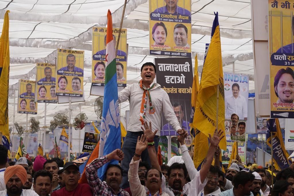 Des milliers d’Indiens se rassemblent à Delhi pour critiquer le gouvernement Modi