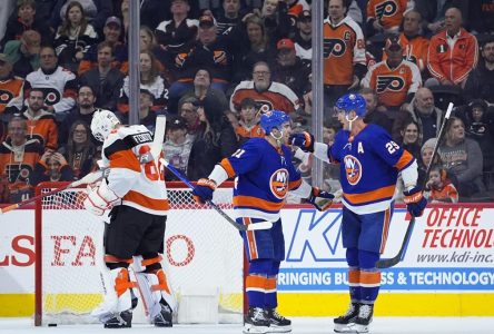 Nelson donne la victoire aux Islanders en prolongation, contre les Flyers