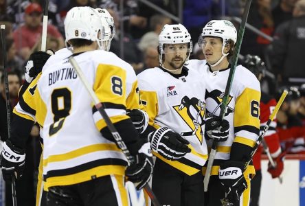 Malkin et Crosby totalisent 4 buts contre le NJ, dans un gain de 6-3 des Penguins