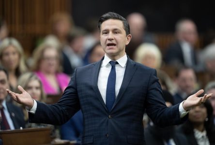 La présidente du Congrès du travail du Canada traite Pierre Poilievre «d’escroc»