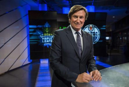 Wayne Gretzky rend hommage à Bob Cole, à l’annonce de ses funérailles à St. John’s