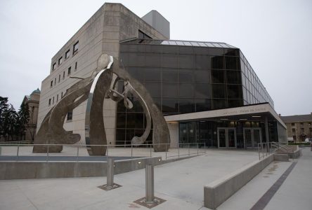 Un tueur en série de Winnipeg sera entendu par un jury, annonce le juge du procès