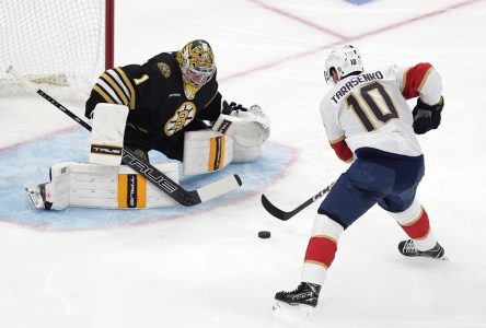 Les Panthers gagnent le quatrième match et poussent les Bruins au bord du gouffre